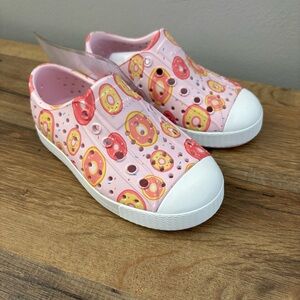 Native Jefferson Sugarlite Slip On Waterproof Shoes Kids NEW